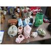 Image 1 : Porcelain Teapot, Pig Figurines, Piggy Bank, Whiskey Golf Bag Décor