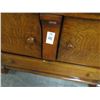 Image 2 : Vintage Oak Dresser w/Mirror