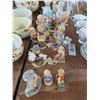Image 1 : 10-Hummel Figurines - 10 X $