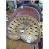 Image 1 : 3-Vintage Tractor Seats - 3 X $