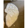 Image 1 : sheep skin