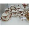 Image 3 : Nice Set of Royal Albert Old Country Roses Bone China 1962