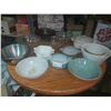 Image 2 : Big Collectible Lot of Pyrex Corning Ware and Fire King Hocking Cooking Ware