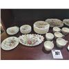 Image 1 : Spode - Gains Borough Fine China Set