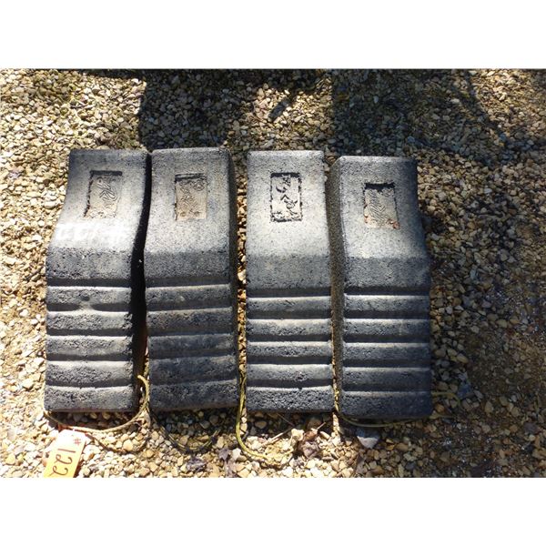 4- Rubber Tire Ramps