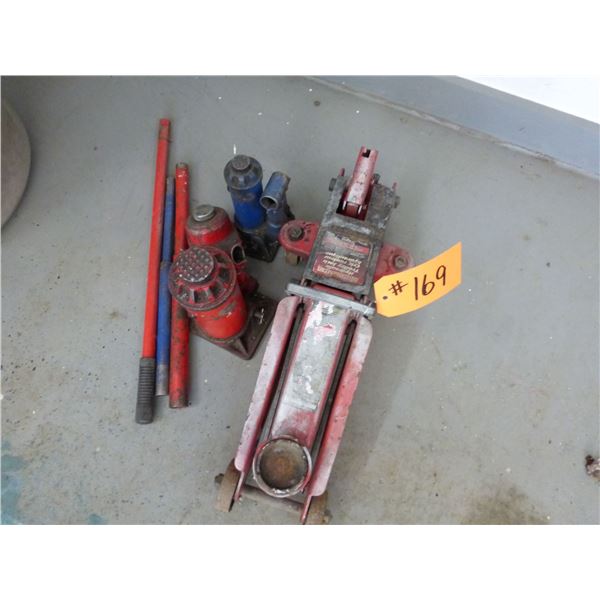 Floor jack and 3- bottle jacks