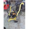Image 1 : Karcher 2000lb gas, pressure washer