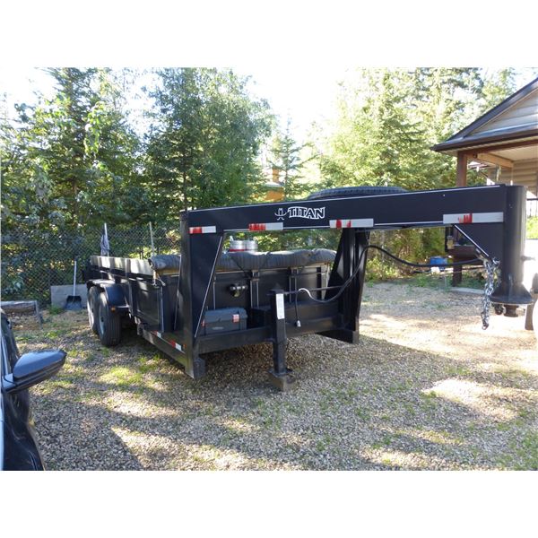 2006 Titan 5th wheel, 14' gooseneck, hyd., tandem axle dump trailer, kingpin hitch c/w tarp and ramp