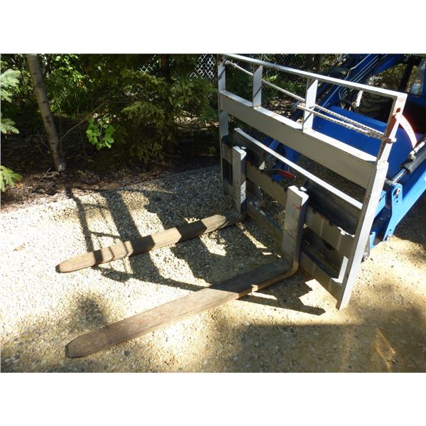 Quick-tach 48" pallet forks, will fit Skidsteer (Tractor stays until 6pm Friday 23rd to load pallets