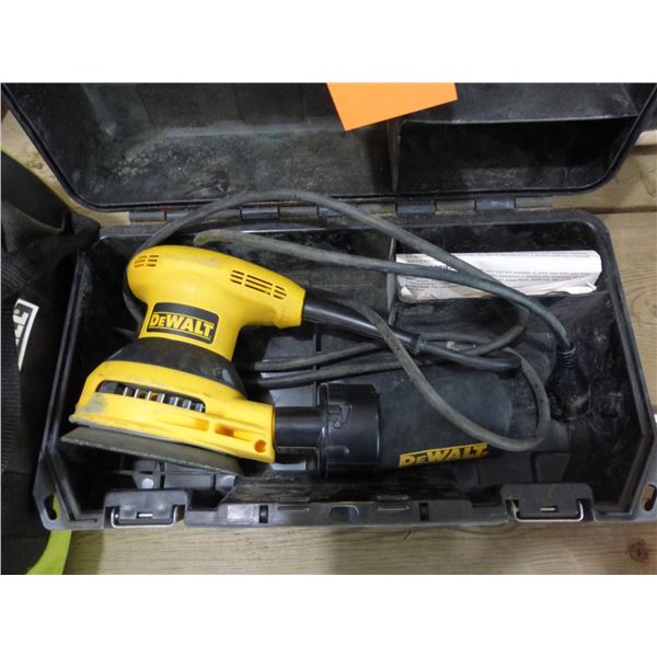 DeWalt elec. Palm sander