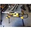 Image 1 : DeWalt table saw
