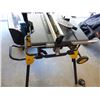 Image 2 : DeWalt table saw