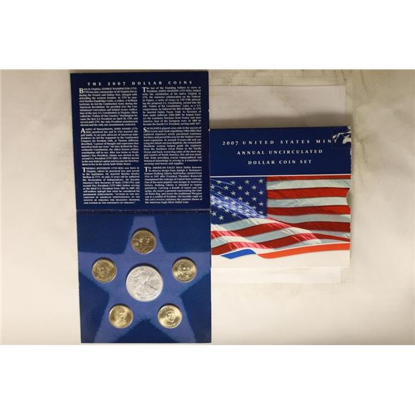 2007 U.S. MINT ANNUAL UNC DOLLAR COIN SET