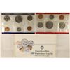 Image 2 : 1988 US MINT SET (UNC) P/D (WITH ENVELOPE)