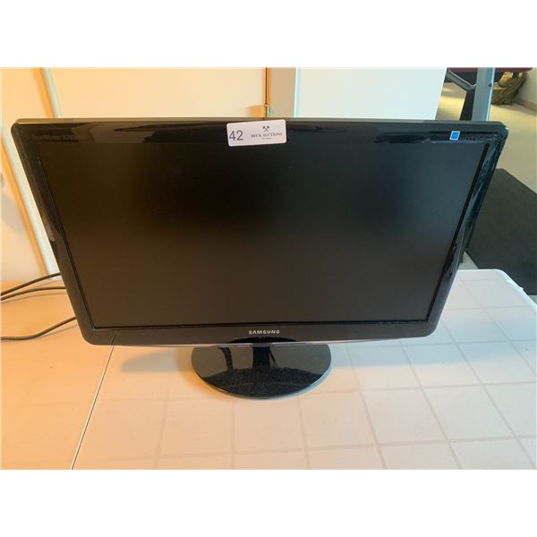 Samsung 24" Monitor - Model B2430HD