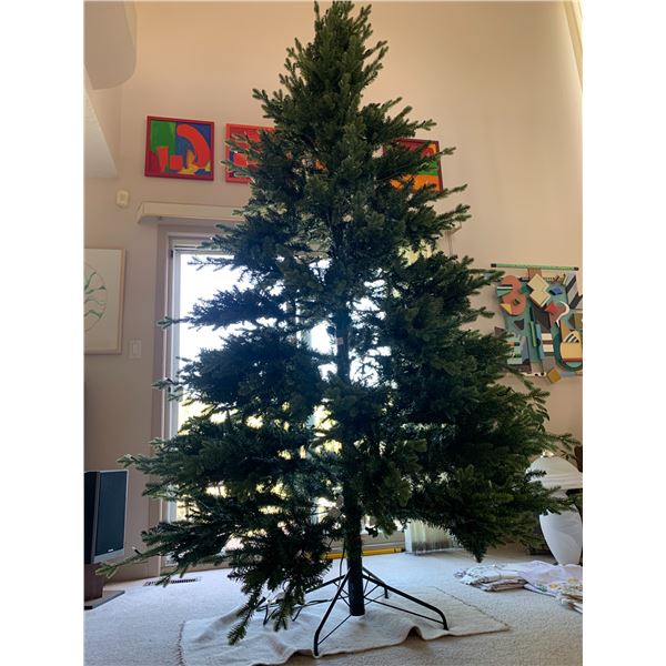 9Ft Pre-Lit Christmas Tree