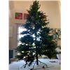 Image 1 : 9Ft Pre-Lit Christmas Tree