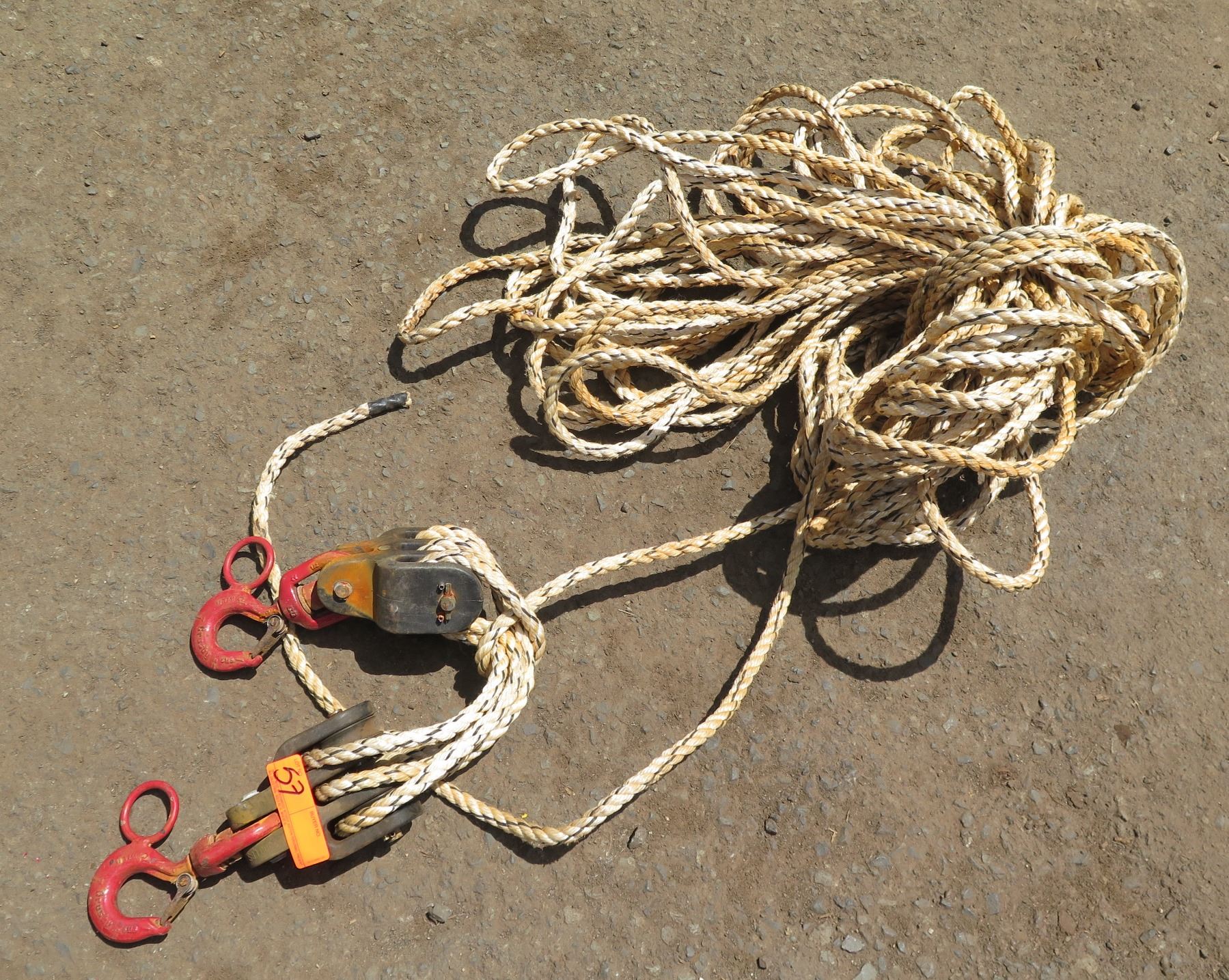 Extra Rope Qty 2 Rope Shell Blocks w/ Hook & Extra Rope - Oahu Auctions