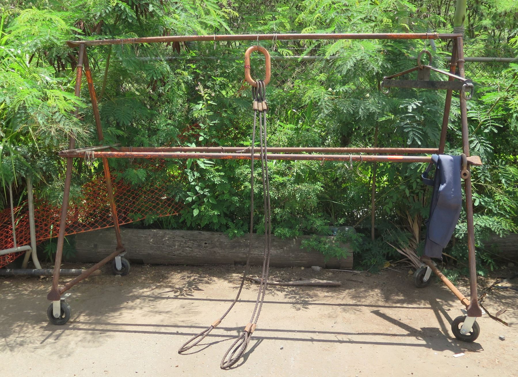 Rolling Metal Rack w/ Chain Hooks, Shackles, etc