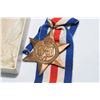 Image 2 : WWII France Germany Star Medal