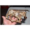 Image 2 : Cast iron bull topper + copper ware