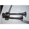 Image 4 : vintage twin air horns - Ford