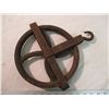 Image 2 : Well Pulley - 9" round