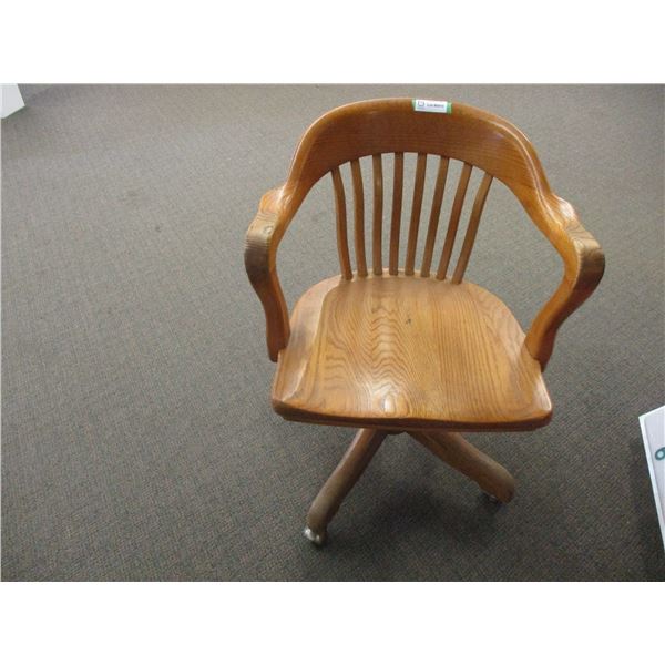 Wood office chair on castors
