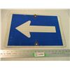 Image 1 : Aluminum Arrow Sign - 11.5x17.75