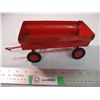 Image 2 : ERTL case toy wagon - 10.25" total length