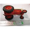 Image 5 : Case 930 Comfort King Tractor - 8" long (broken hitch)