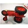 Image 4 : Case 1030 Comfort King Tractor - 8.5" long