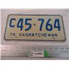 Image 1 : 1976 Sask (Commercial) License Plate