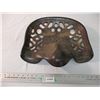 Image 1 : Cast Iron Tractor Seat (stamped 4)