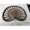 Image 1 : Cast Iron Tractor Seat (MD488)