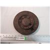 Image 1 : 2-piece stove lid stamped 1902 - hairline crack
