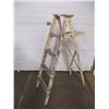 Image 1 : 5ft wooden step ladder