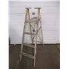 Image 2 : 5ft wooden step ladder