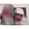 Image 4 : 1998 Gretzky Bammer bear + Beckett tribute issue 8