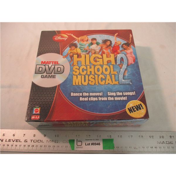 High school musical 2 DVD game - 2007 mattel - new in box