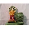 Image 2 : Vintage Shawnee art pottery planter USA 701 oriental woman, no chips or cracks - 1960's