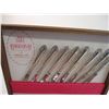 Image 3 : Vintage WM Rogers Bros 1881 (44 piece) silverplate flatware set with original wood box - Oneida