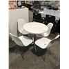 Image 2 : 4 WHITE PLASTIC/METAL BASE MODERN DESIGNER CLIENT CHAIRS