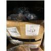 Image 8 : SHELF OF ASSORTED BOXES OF GARDENING / OUTDOOR ITEMS
