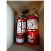 Image 2 : 4 Small Fire Extinguishers