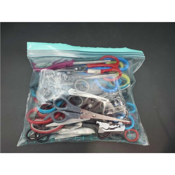 Lot of Assorted Scissors