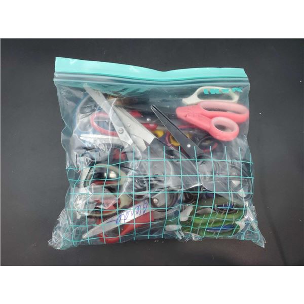 Lot of Assorted Scissors