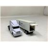 Image 2 : NEW Collector Die Cast Freightliner Volvo 1:18 no box
