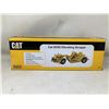 Image 2 : NEW Collector Die Cast Cat 623G Elevating Scraper 1/50