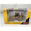 Image 1 : NEW Collector Die Cast Cat 825H Soil Compactor 1/50